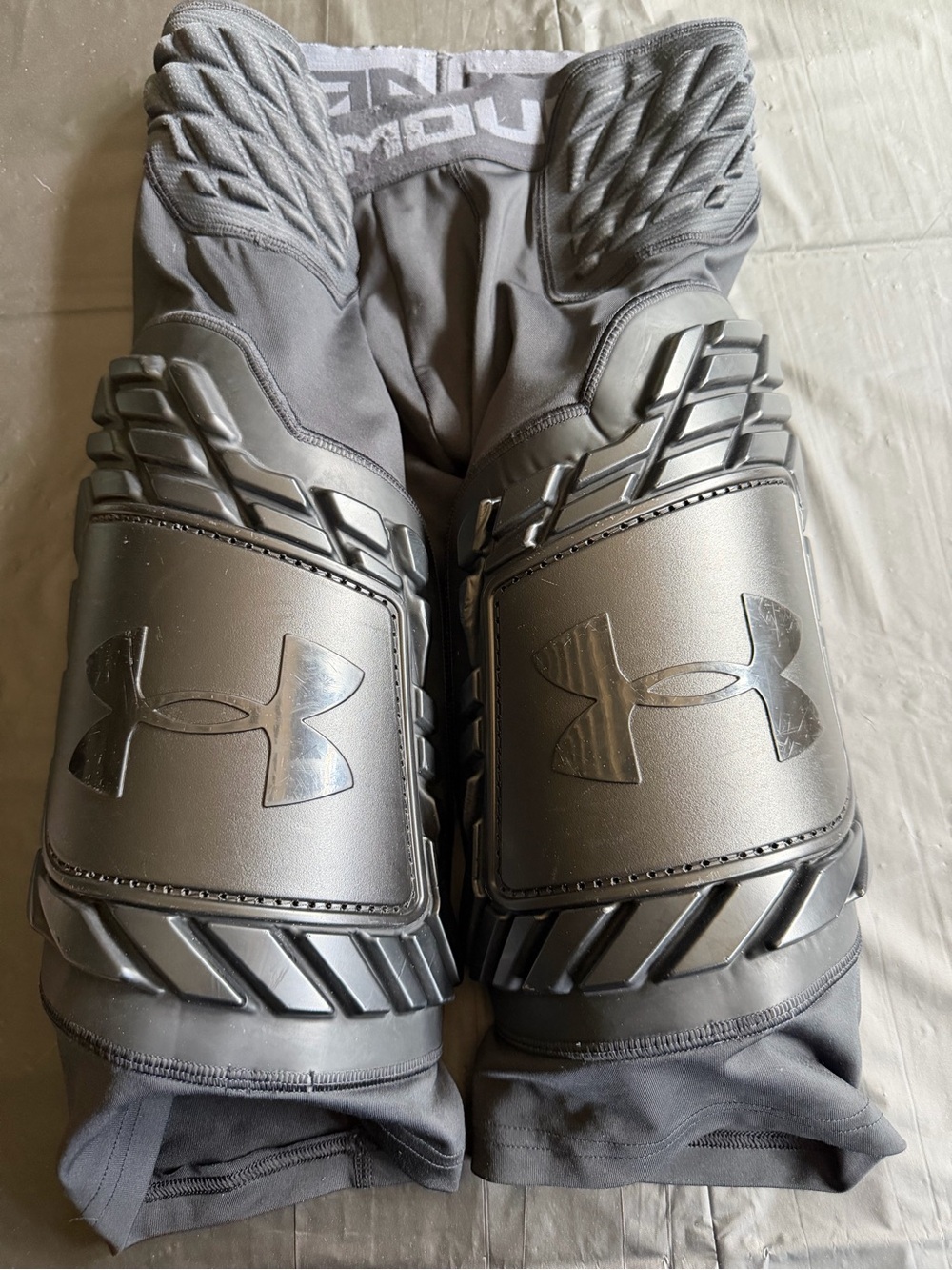 Under Armour Padded Football Compression Shorts Black Men’s Medium